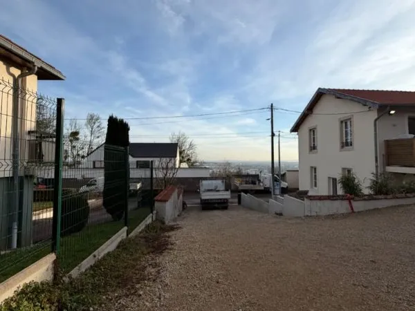Terrain constructible 897 m2, SAINT-MAX, limite DOMMARTEMONT , Très belle vue