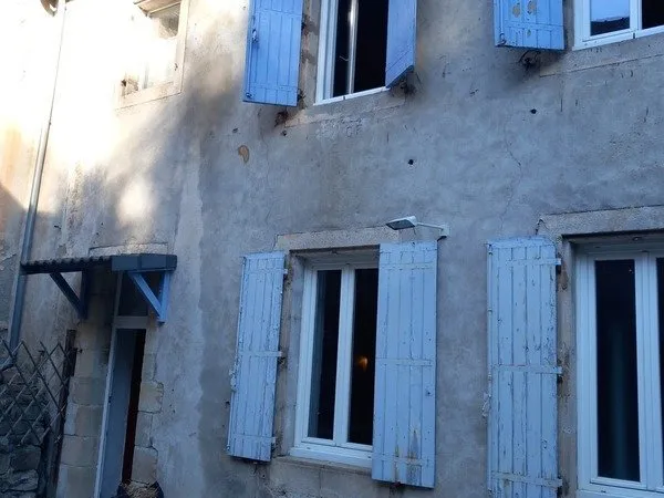 Maison à vendre 4 pièces VILLEFORT (48)