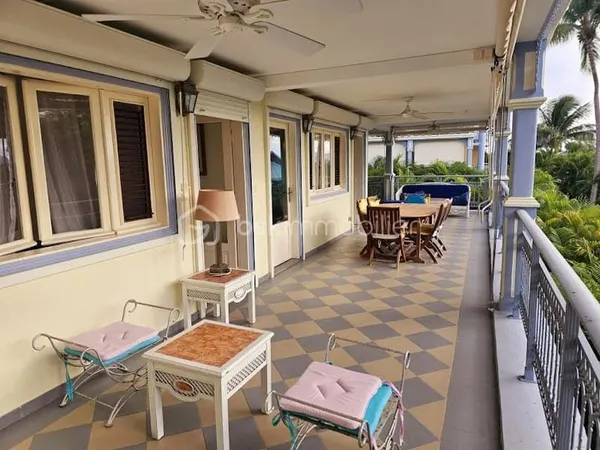 Appartement 3 pièces 82 m²