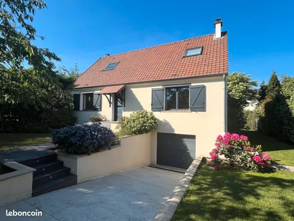 Maison 150m² avec véranda et sous-sol total sur un terrain de 733m²