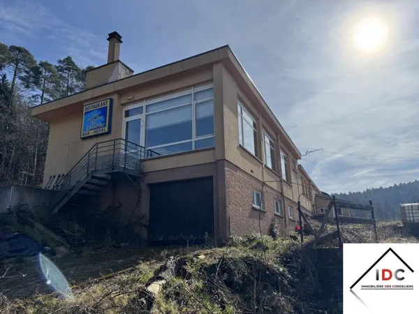 Maison 1 pièce 106 m²