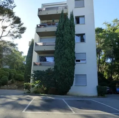 Studio 1 pièce 21 m²