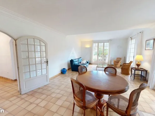 Maison 6 pièces 174 m²