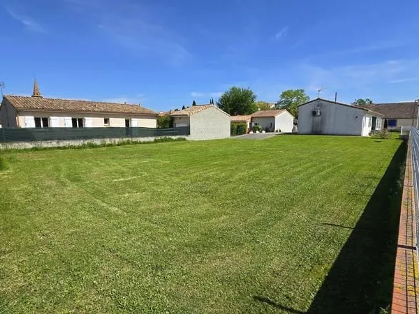 Terrain à bâtir Vente Mazères  540m² 61000€