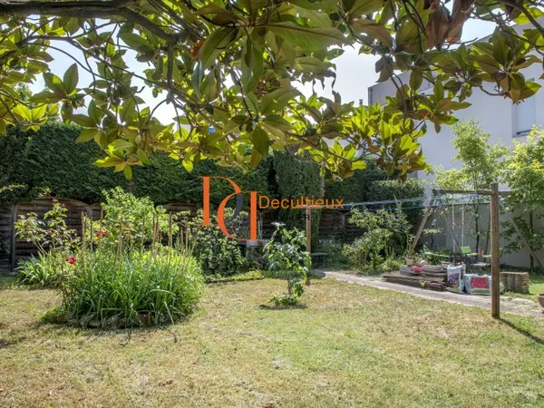 Maison 7 pièces 144 m²