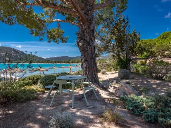 Location villa pieds dans l'eau à Santa Giulia