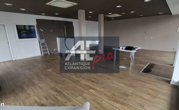 LOCAL COMMERCIAL 122 m² SAINT NAZAIRE