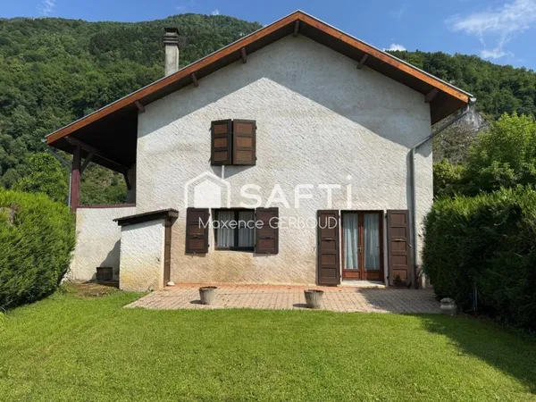 Maison de 119m2 T4 sur la commune de La Rivière