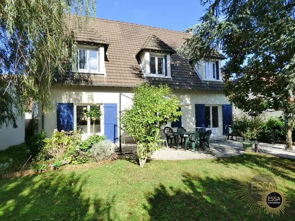 Maison Noisy Le Roi 8 pièce(s) 183 m2