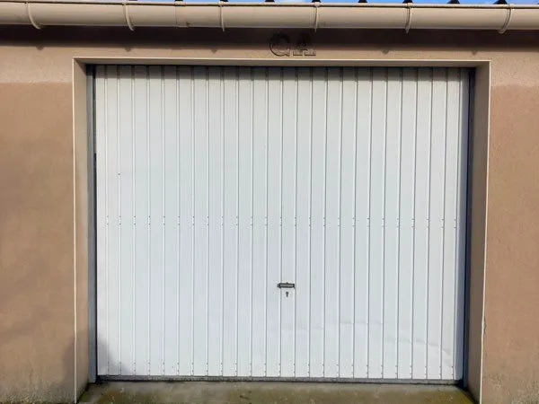 Loue garage rue de gaulle lamballe
