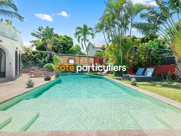 Villa 6 pièces 290 m²