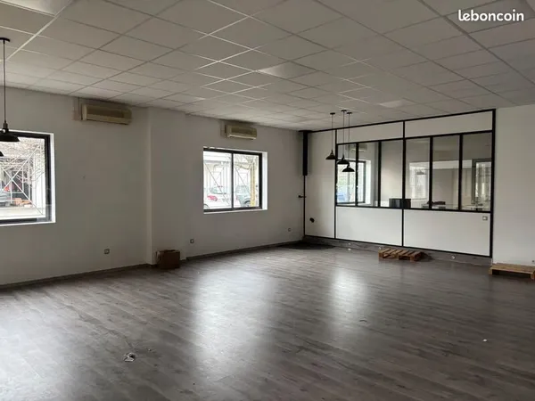 Local commercial 187 m²