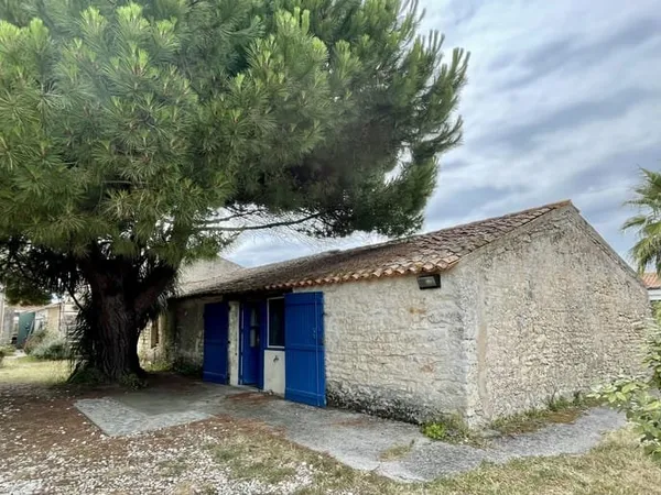 Deux maisons en pierre - Coup de coeur - Le Grand village pl