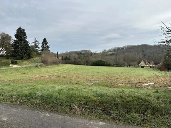 Grand terrain constructible