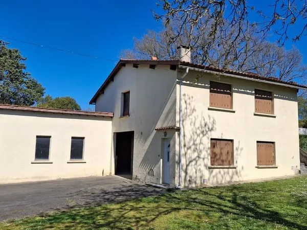 Maison 5 pièces 196 m²