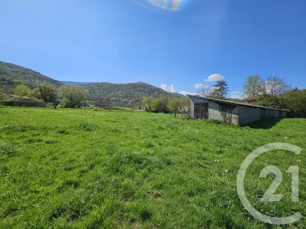 Terrain 2830 m²