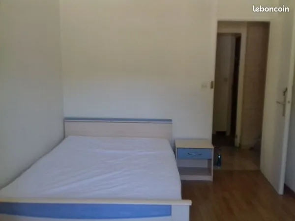 Chambre Coloc 3 personnes T3 meublé de 72m²