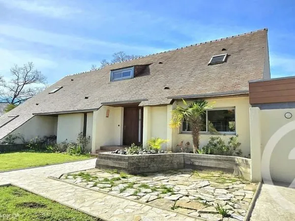 Maison 7 pièces 213 m²