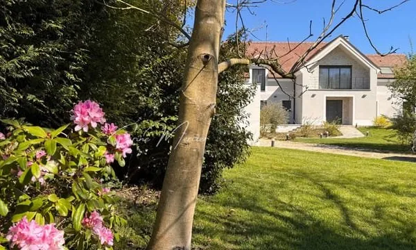 Maison d'exception au calme