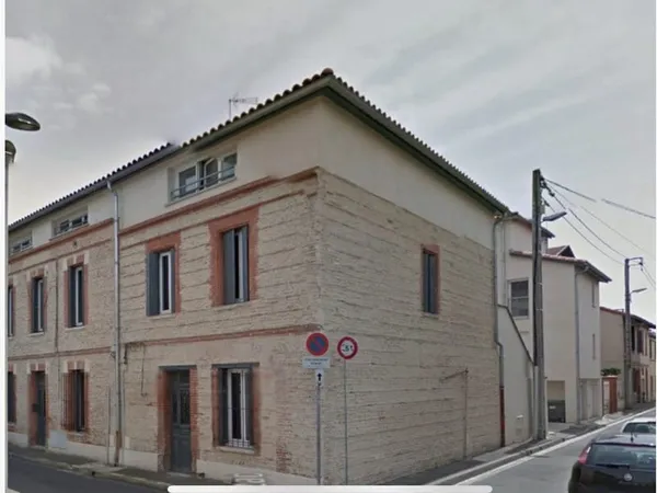 AVENUE DE MURET -- TYPE 1 de 19m2 en très bon état - DPE : D