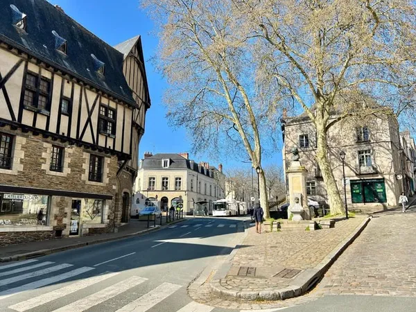 Immeuble de rapport 220 m²