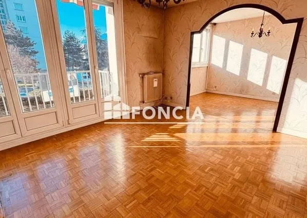 Appartement 5 pièces 80 m²