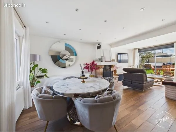 Maison familiale rare
