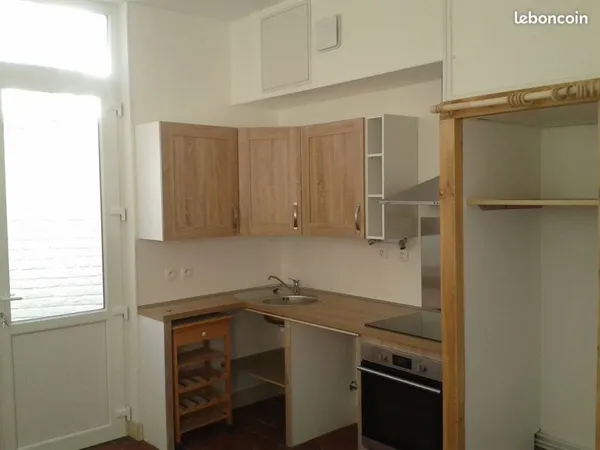 Maison 2 chambres + cour Guines