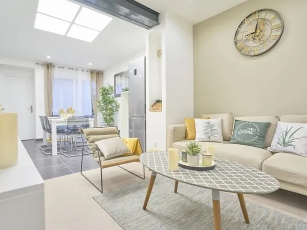 Maison 7 pièces 104 m²