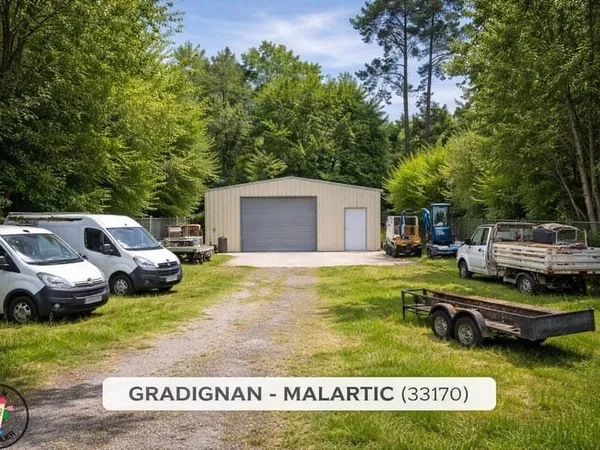 Terrain 767 m²