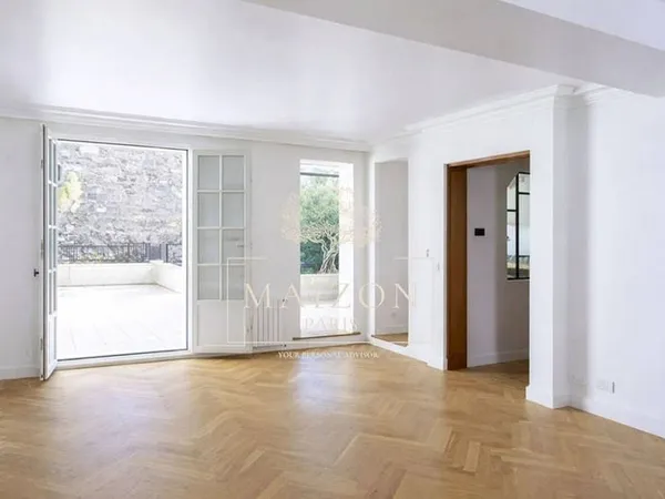 Triplex 6 pièces 180 m²