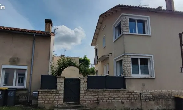 Maison avec jardin et dépendance