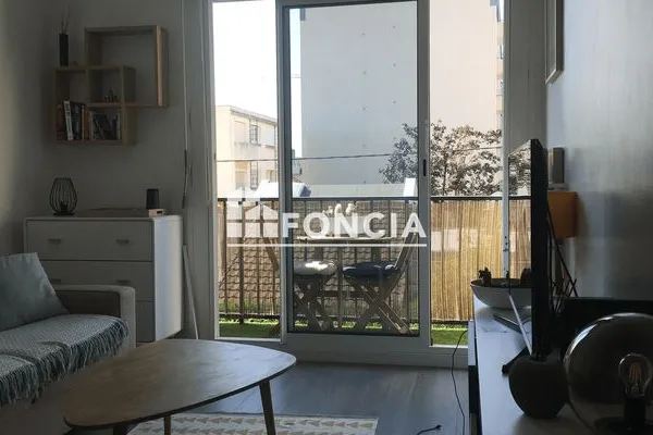 Studio 1 pièce 18 m²