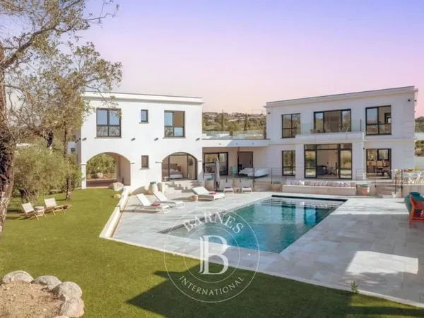 Villa 250 m²