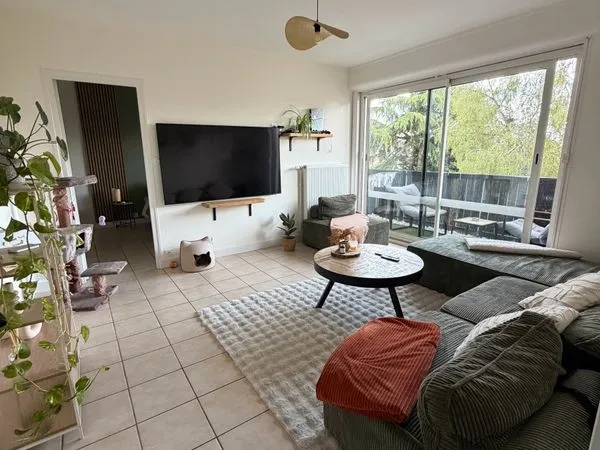 Charmant T2 entièrement rénové avec balcon