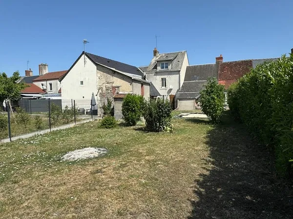 MAISON 7 PIECES AVEC JARDIN ET GARAGE