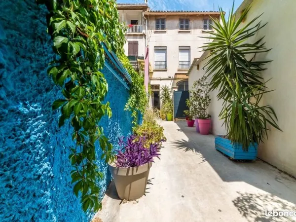 MARSEILLE (13001) - LA PLAINE - Appartement T3 meublé, calme