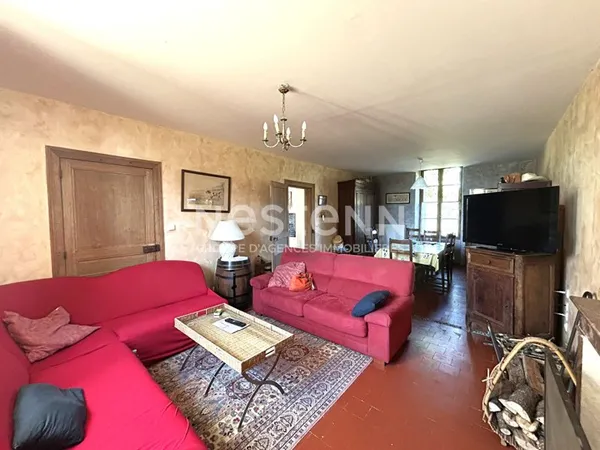 LONGÈRE BAUDRES 5 CHAMBRES AVEC DÉPENDANCES - PISCINE - TERRAIN - BOIS ET VUE SUR LES CHAMPS (INDRE 