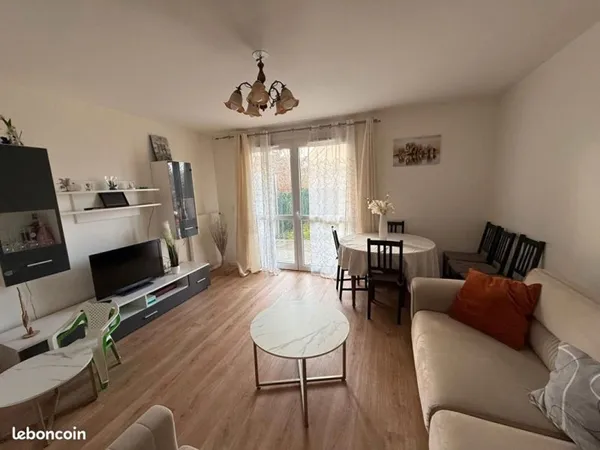 Jolie maison F3 Plaisir 58 m2 en RDJ
