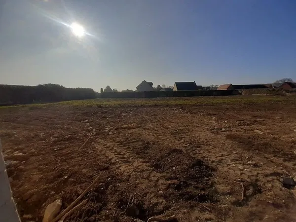 Terrain 573 m²