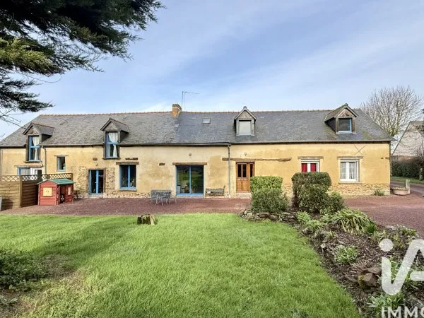 Maison 10 pièces 271 m² 
