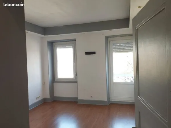 Loue Mulhouse,rue Furstenberger ,Loue F2 50 m2