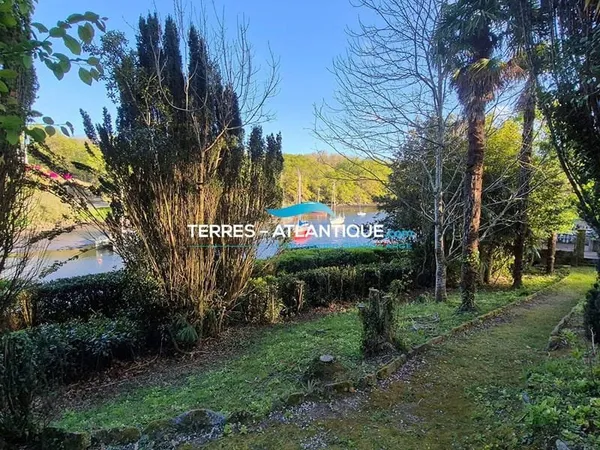 Maison 14 pièces 270 m²