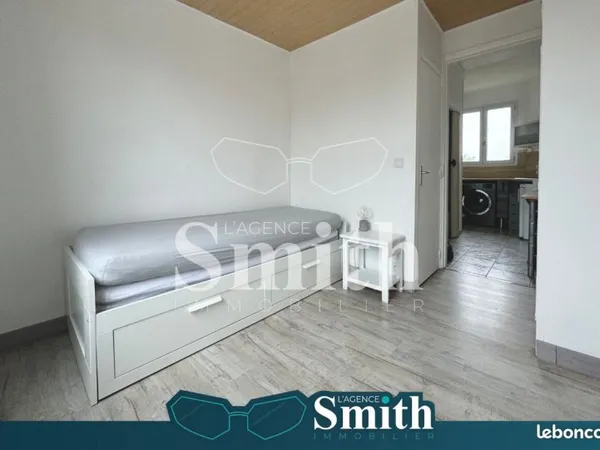 Studio 1 pièce 17 m²