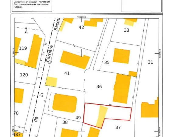 Terrain 350 m²