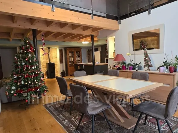 Appartement 4 pièces 163 m²