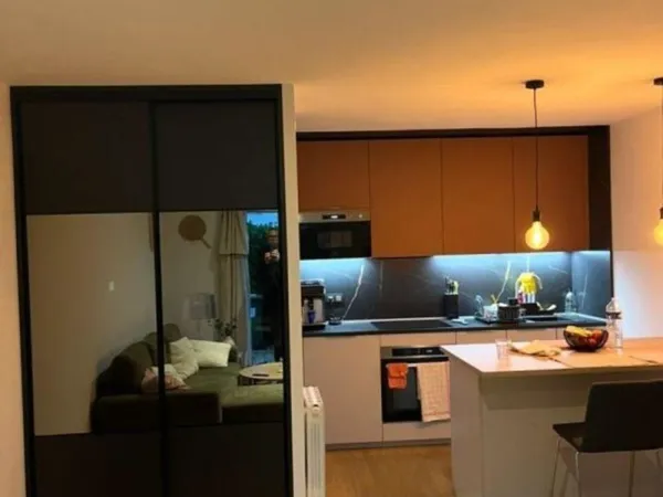 Beau 2P meublé 44m² en duplex avec petit jardin