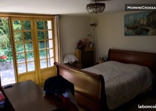 Studio 1 pièce 50 m²
