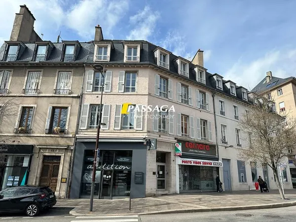 A VENDRE - Appartement type 5 avec cave et grenier - RODEZ