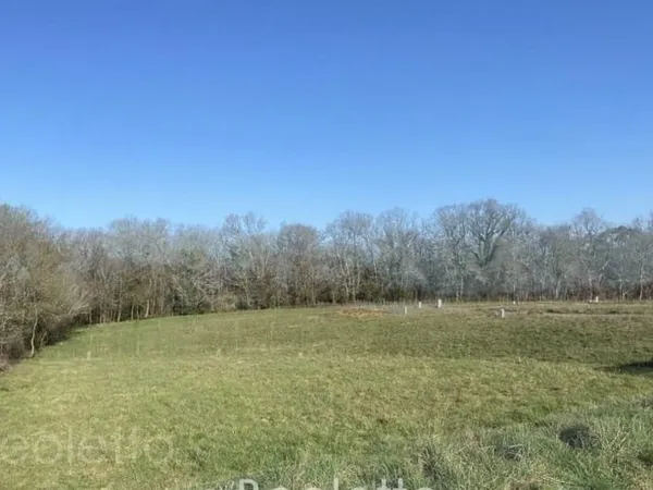 Terrain à bâtir à Floirac (33270)
